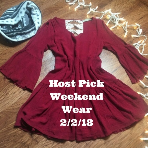 HOST PICK ~~~ NWOT Cold Shoulder Dress/Tunic - Picture 1 of 7